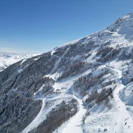 6 Pers. Proche Pistes De Avec Parking Et Equipements Modernes - Fr-1-296-449 *